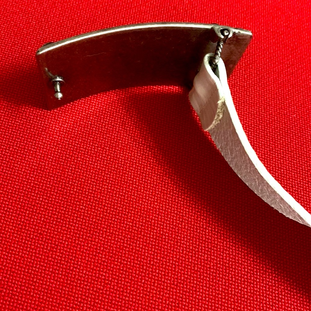 Like New🇨🇦Genuine Italian Leather Belt with Jewelled Buckle - Picture 9 of 12